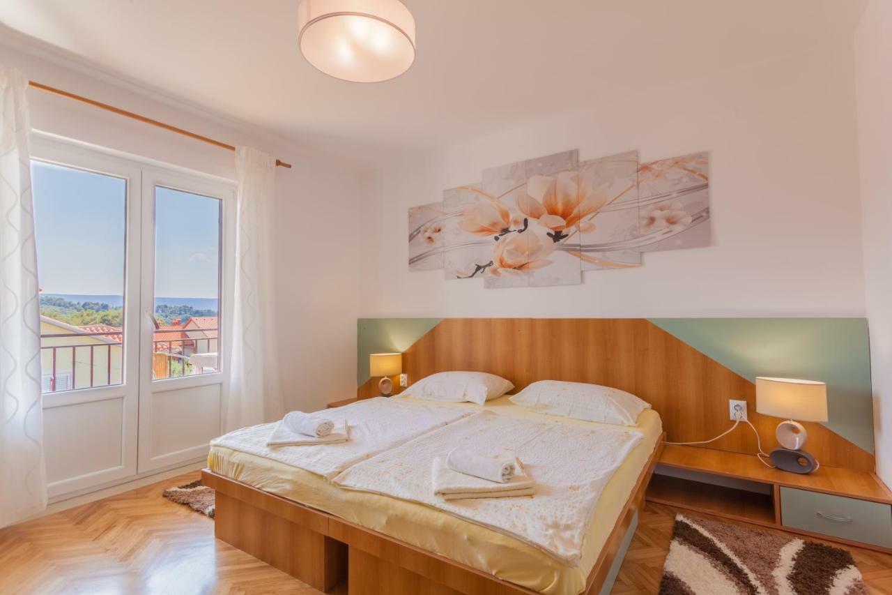 קרס Guesthouse Maver מראה חיצוני תמונה
