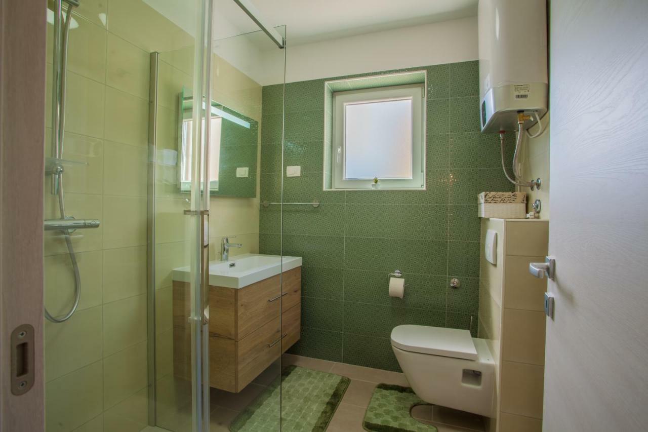 קרס Guesthouse Maver מראה חיצוני תמונה